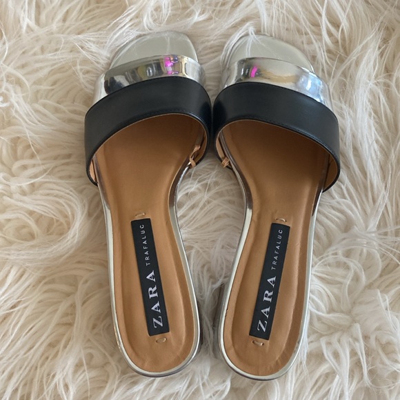 ZARA Trafaluc flip on sandals - Picture 4 of 13